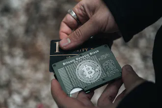 Credit Card Wallet for Bitcoin Lovers gallery image