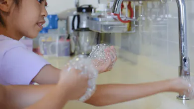 Buru-buru: The Bubble Soap Dispenser gallery image