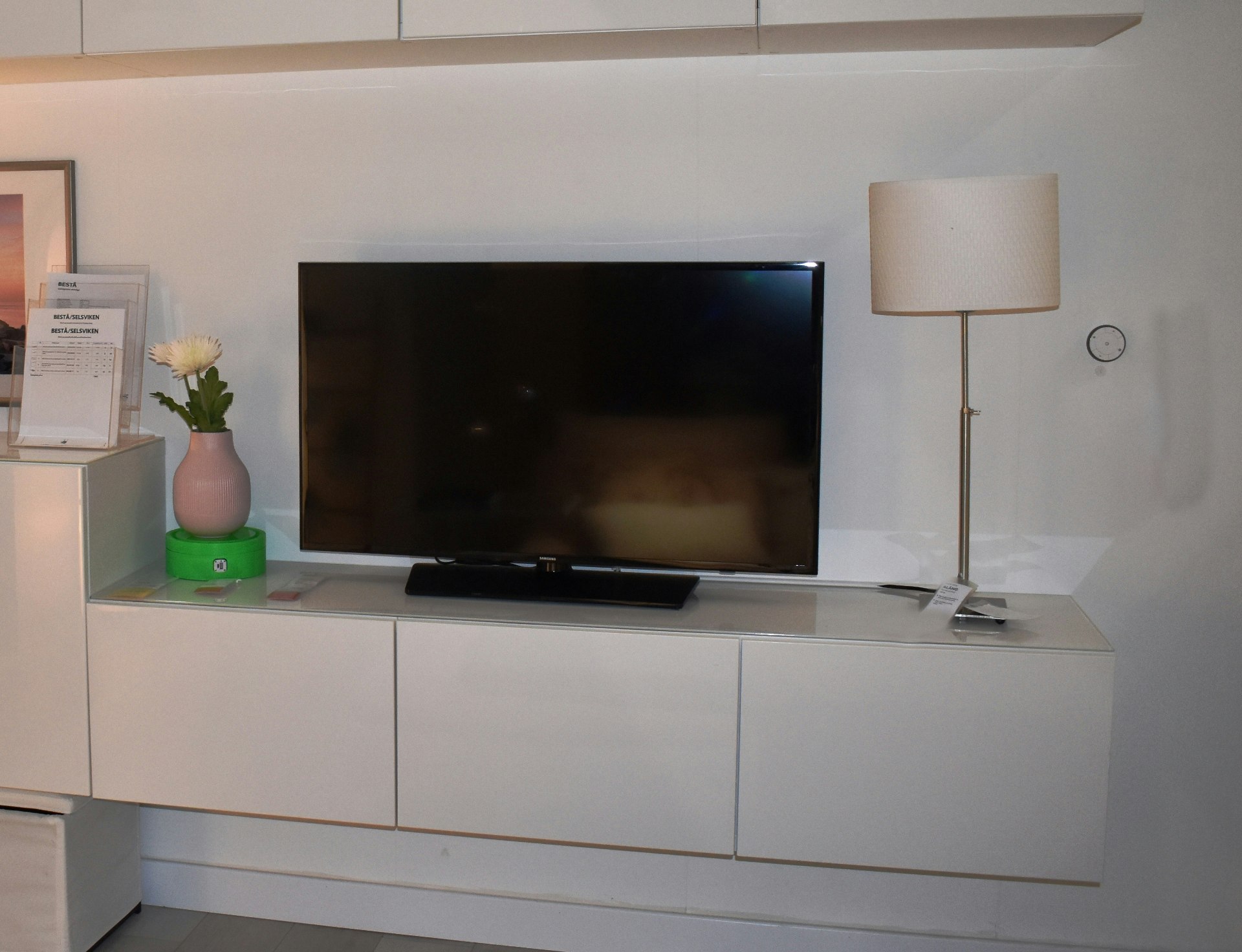 Goldoon: Smart Self-watering Planter gallery image