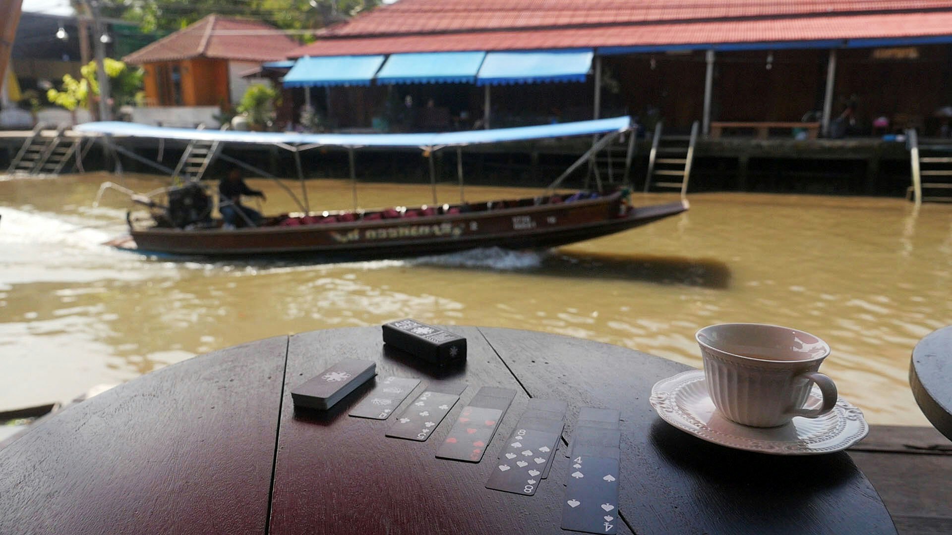 Air Deck Travel Playing Cards gallery image