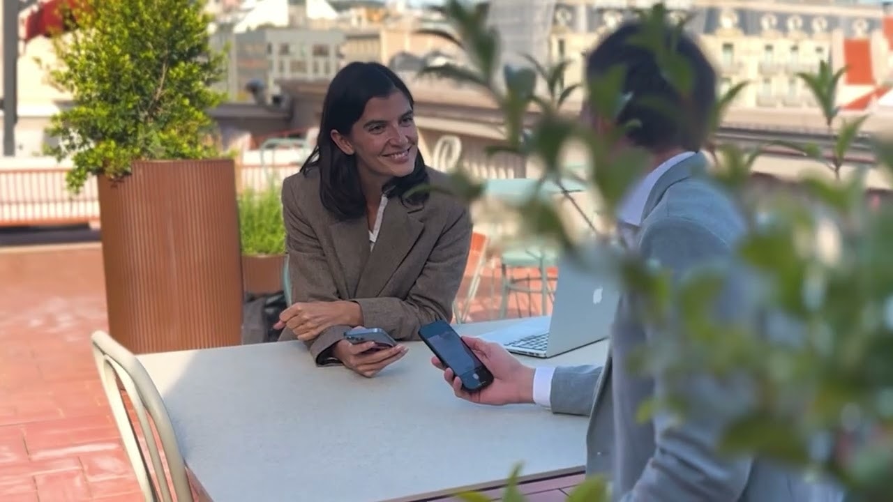 azzapp gallery image