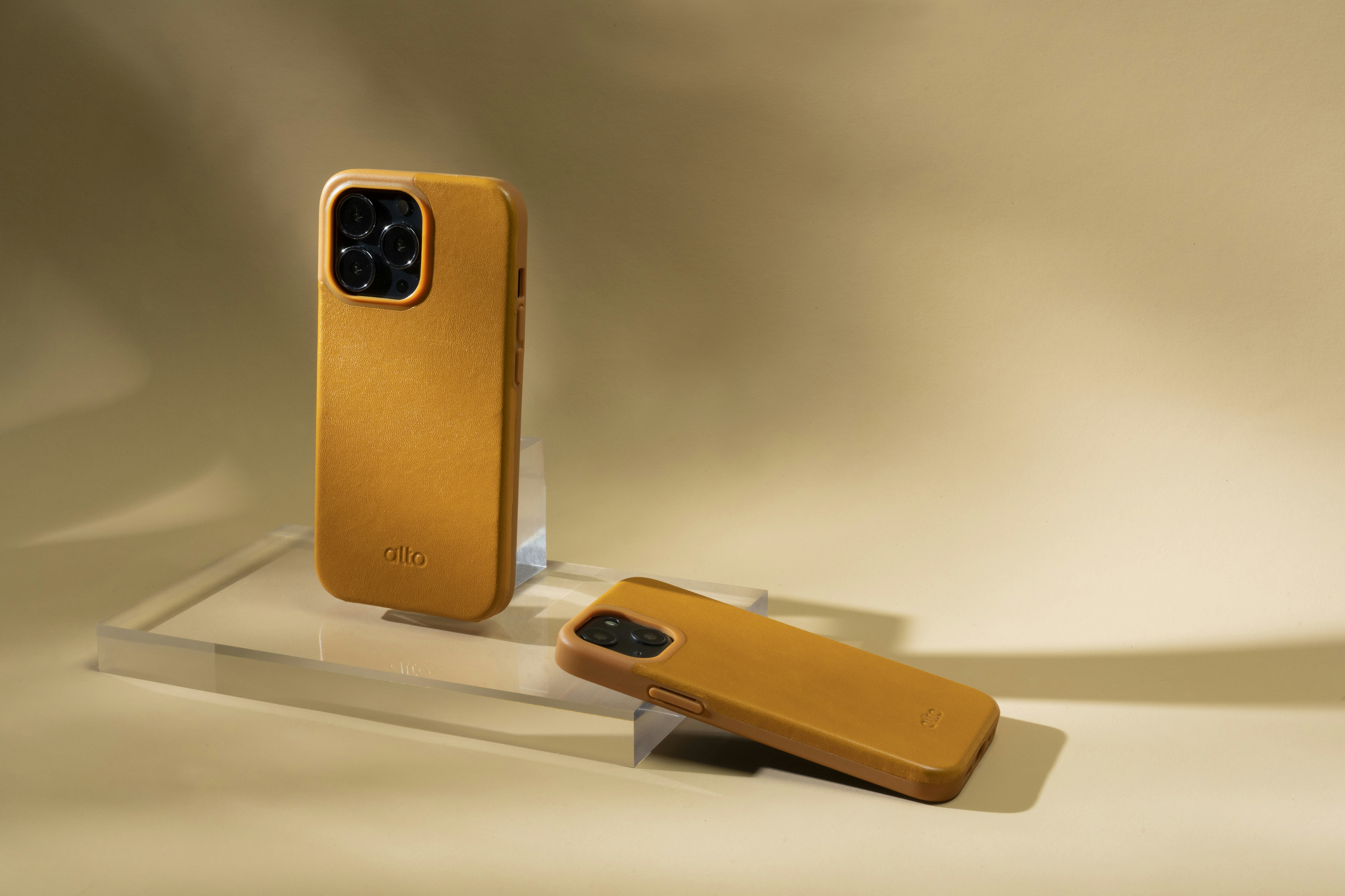 iPhone 13 Leather Case Original 360  gallery image