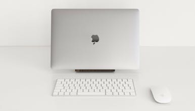 YOHANN Stand for MacBook and MacBook Pro gallery image
