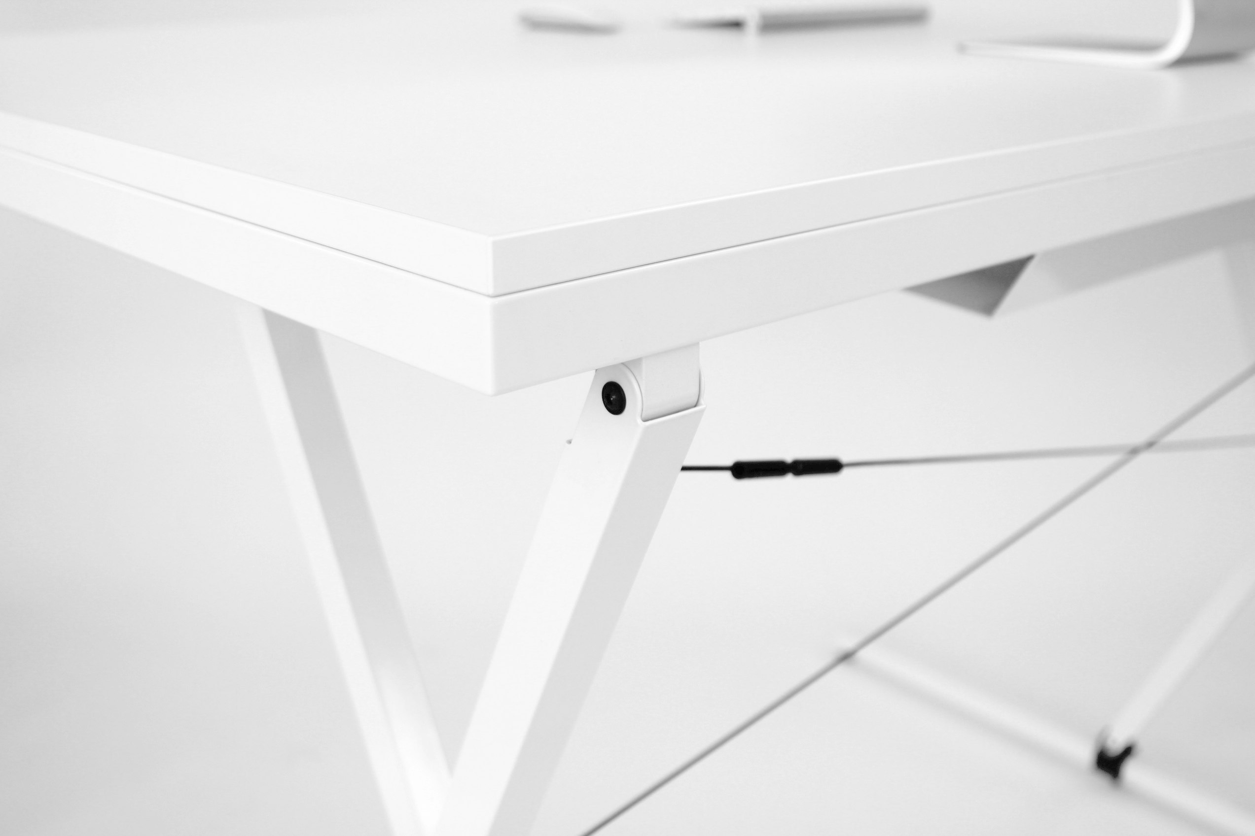 SWAN by FLOWDESK gallery image